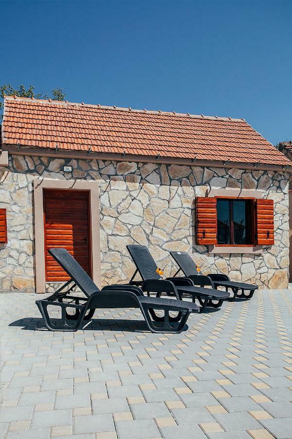 Villa Viktorija Galovac  Buitenkant foto