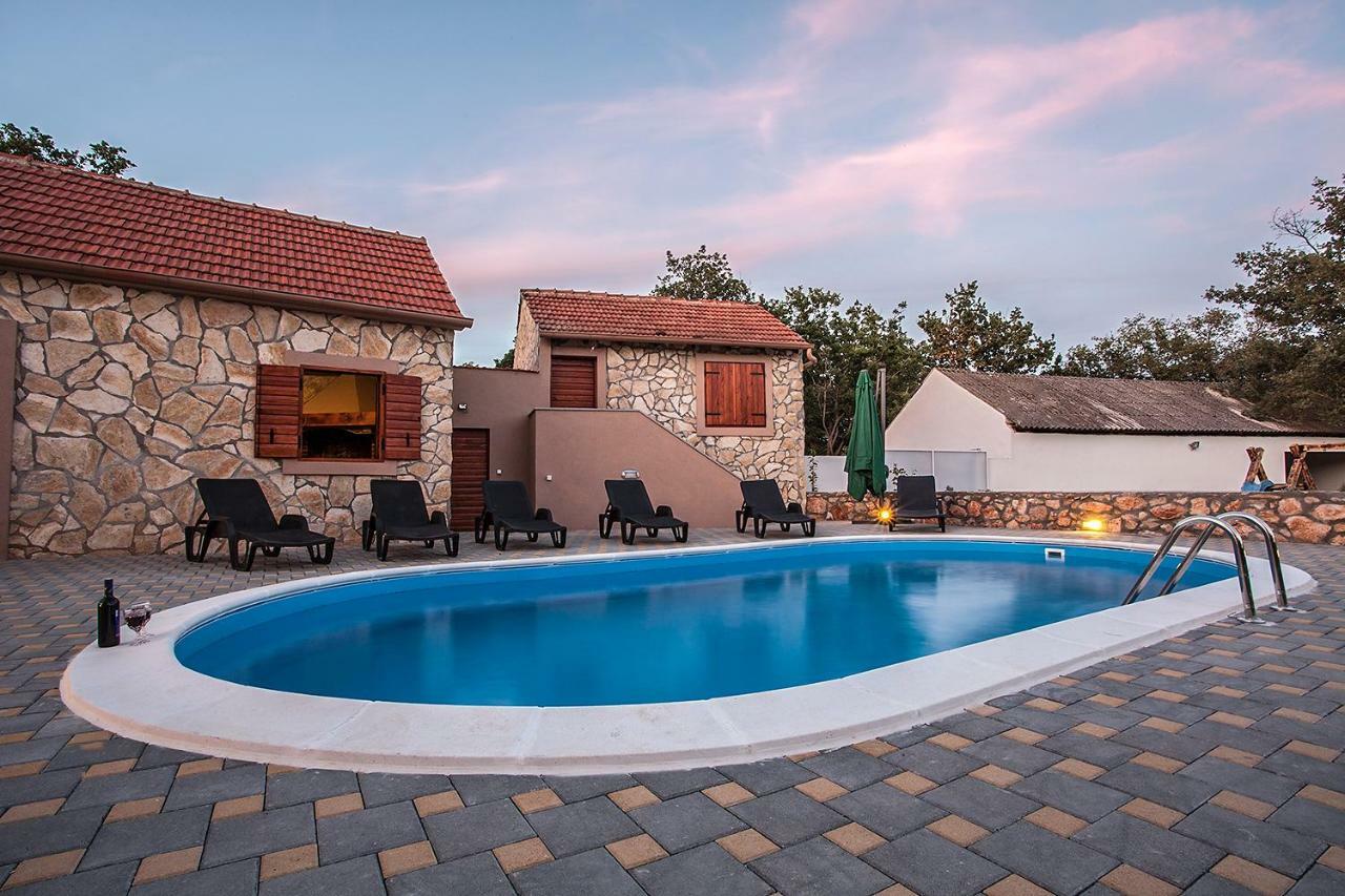 Villa Viktorija Galovac  Buitenkant foto